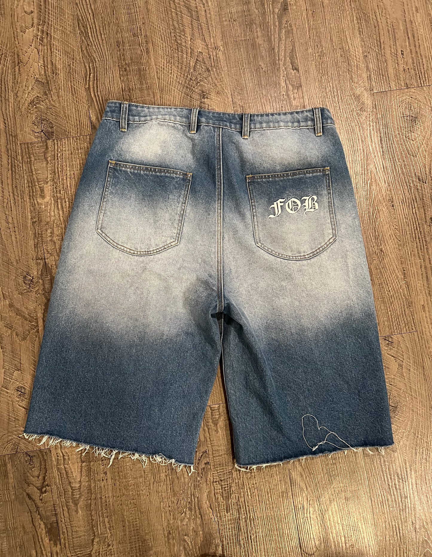 FOB MULTI-POCKET DENIM JORTS